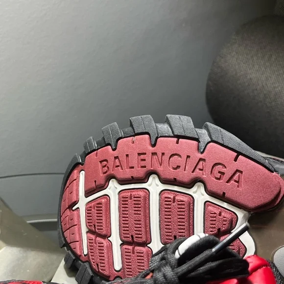 Balenciaga Track 2 Black/ Red - Picture 6 of 8